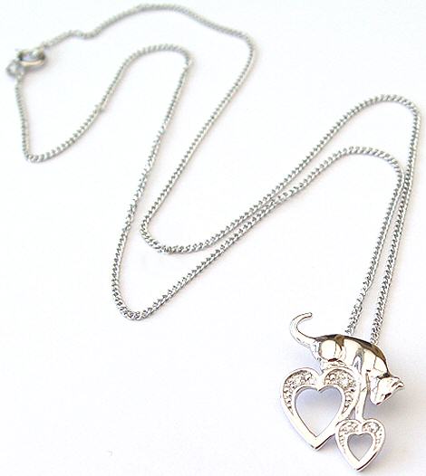 Capture My Heart Cat Necklace