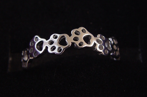 Sterling Silver Stackable Enamel Paw Print Ring QSK1495 | Joy Jewelers